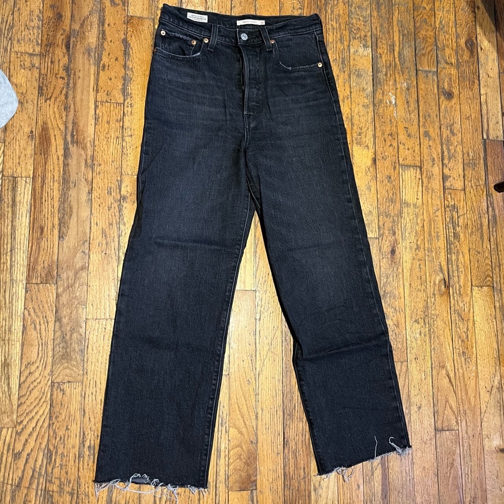 Levi’s ribcage ankle straight jean